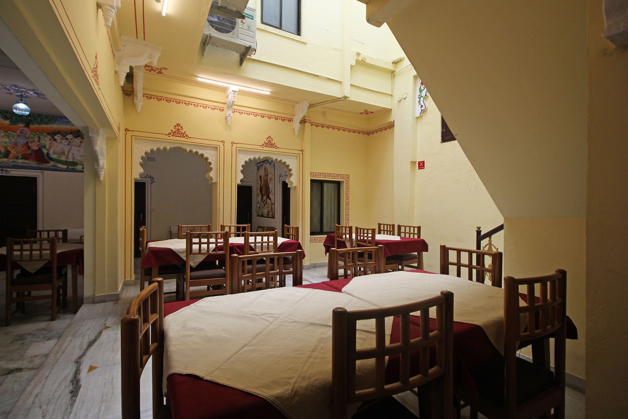 Oyo 9161 Hotel Janak Vilas Udaipur Ngoại thất bức ảnh